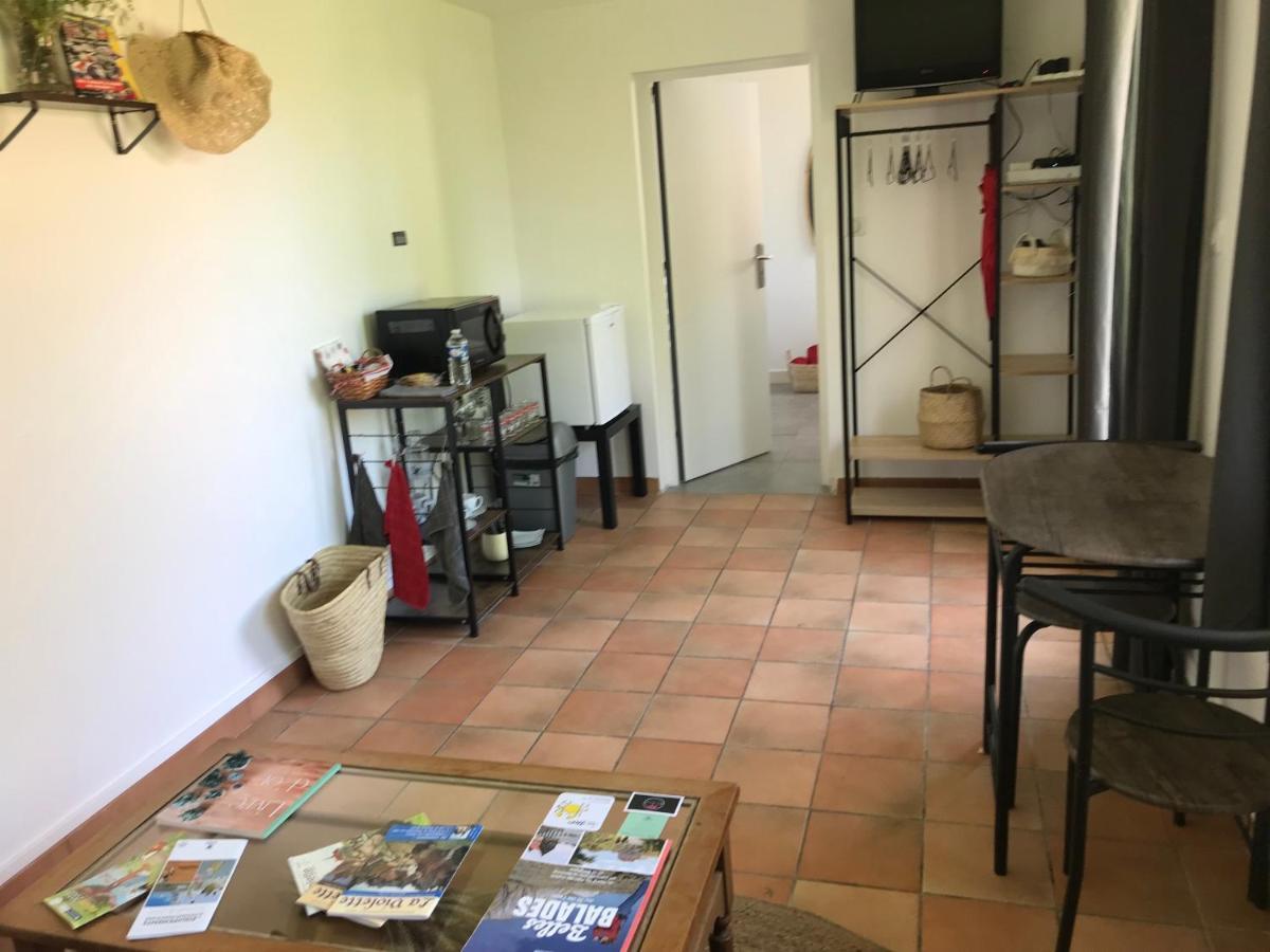 Apres La Pluie Hotell Campigneulles-les-Petites Exteriör bild